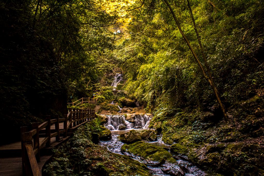 Wansheng Black Valley Scenic Area