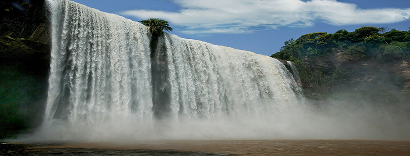wanzhou-grand-fall-three-gorges-tour