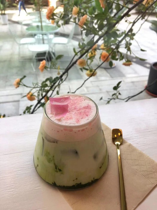 the-mist-wuli-coffee-sakura-in-spring-drink-nanbinlu-Chongqing